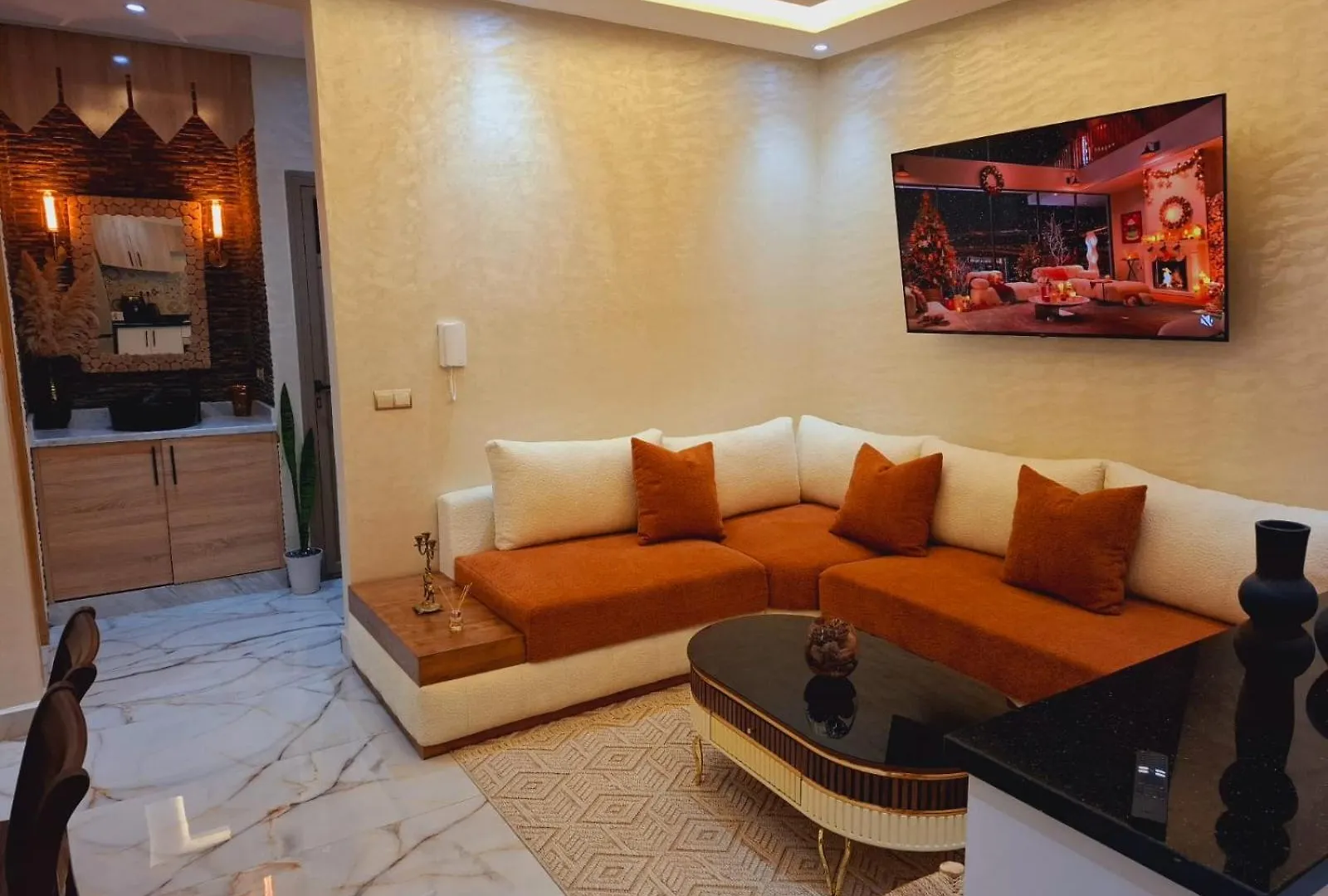 Apartament Azur Appartement As-Suwajra